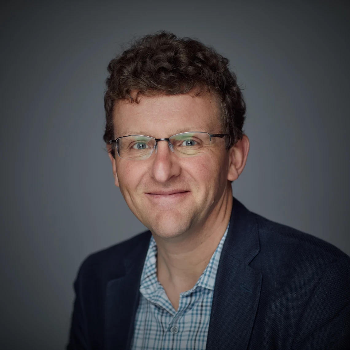 Prof Duncan Richards
